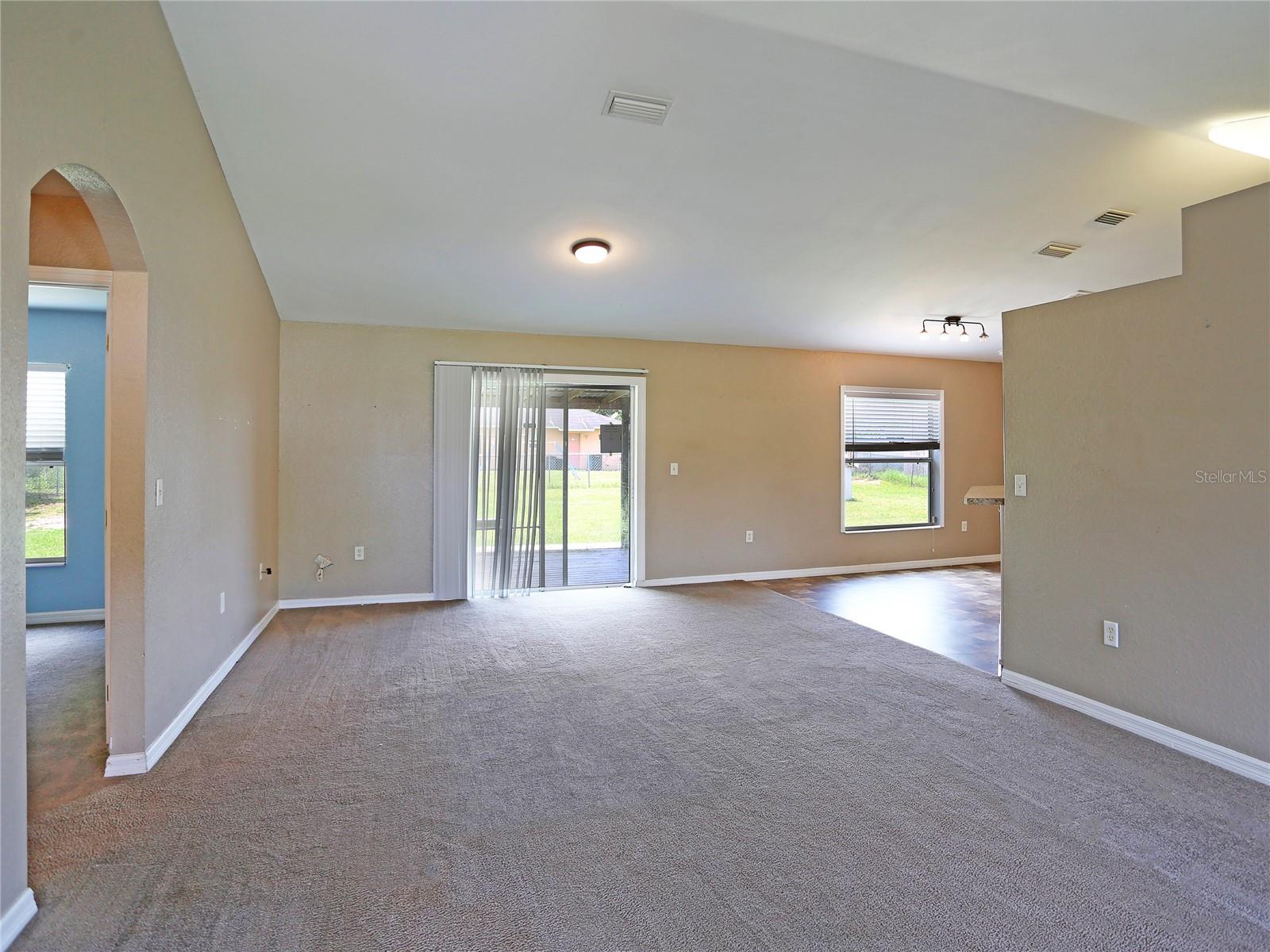 SILVER SPGS SHORES UN 25 - Residential