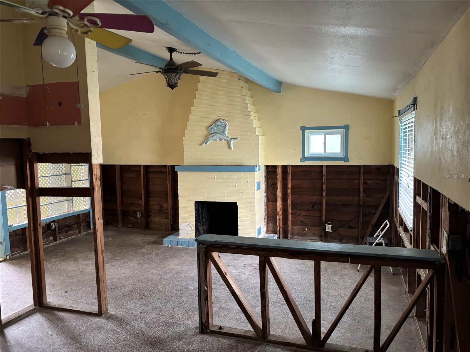 SURFSIDE SUB 3 - Residential