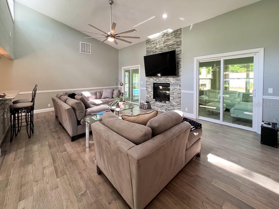 1726 SW 77TH TERRACE