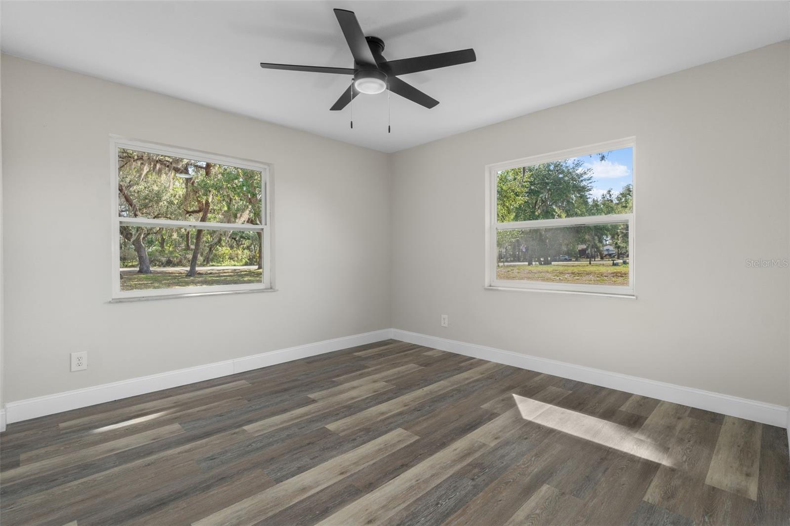 LAKEWOOD - Residential