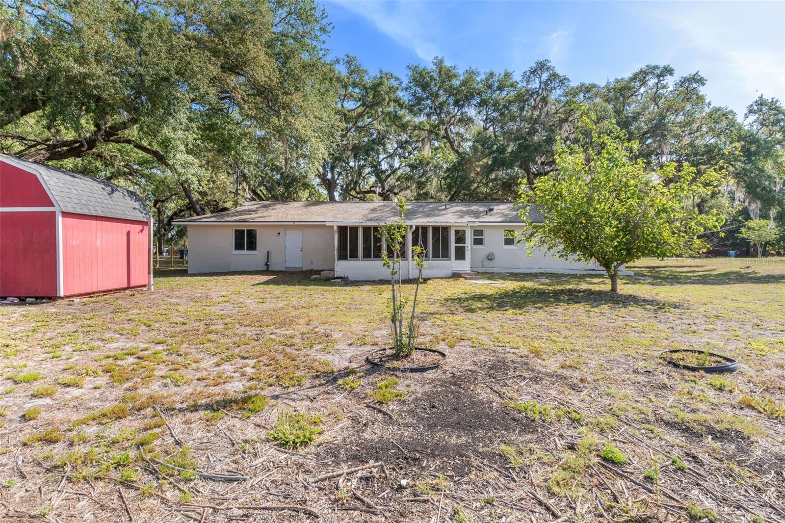 LAKEWOOD - Residential
