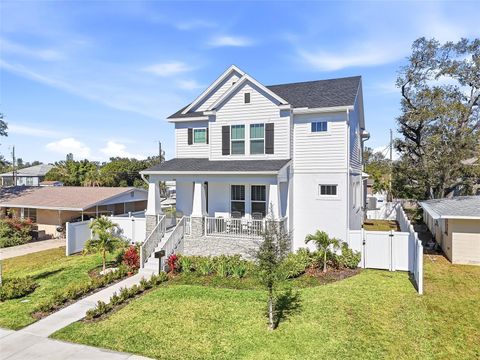 Photo of 441 42nd Avenue NE, St Petersburg, FL 33703 (MLS # TB8466119)