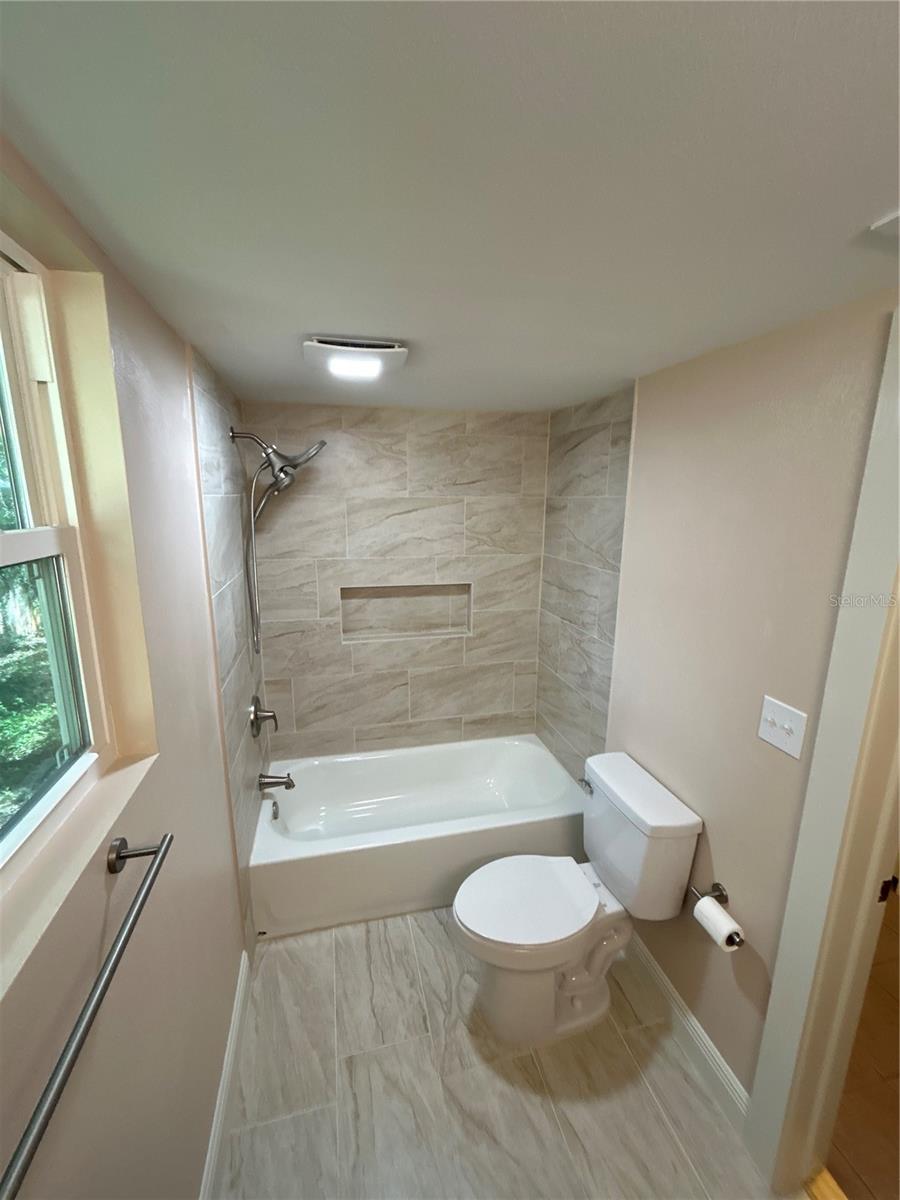 TOMPSETT - Residential