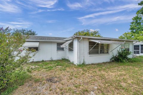 A home in PORT RICHEY