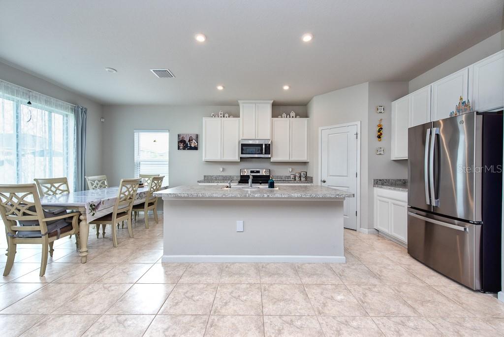 CHAPEL CRK VLGS 7 & 8 PH 1-3 - Residential