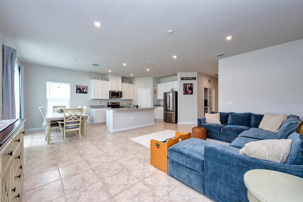 CHAPEL CRK VLGS 7 & 8 PH 1-3 - Residential