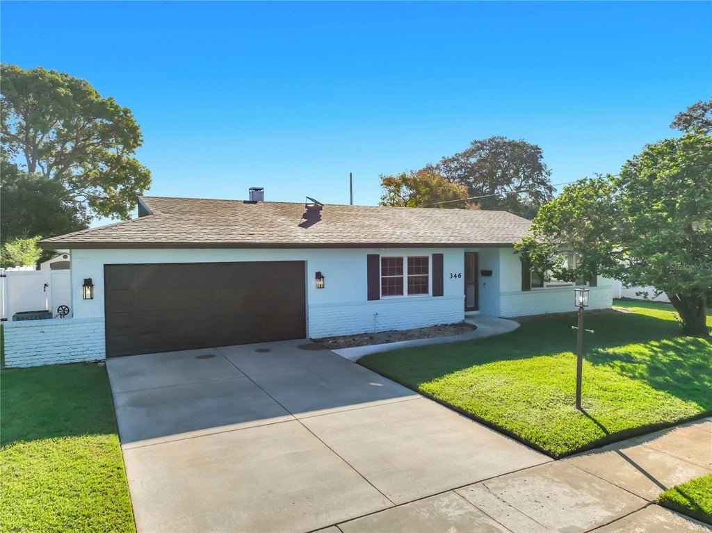 Photo of 346 Elkhorn Court, Winter Park, FL 32792 (MLS # O6449383)