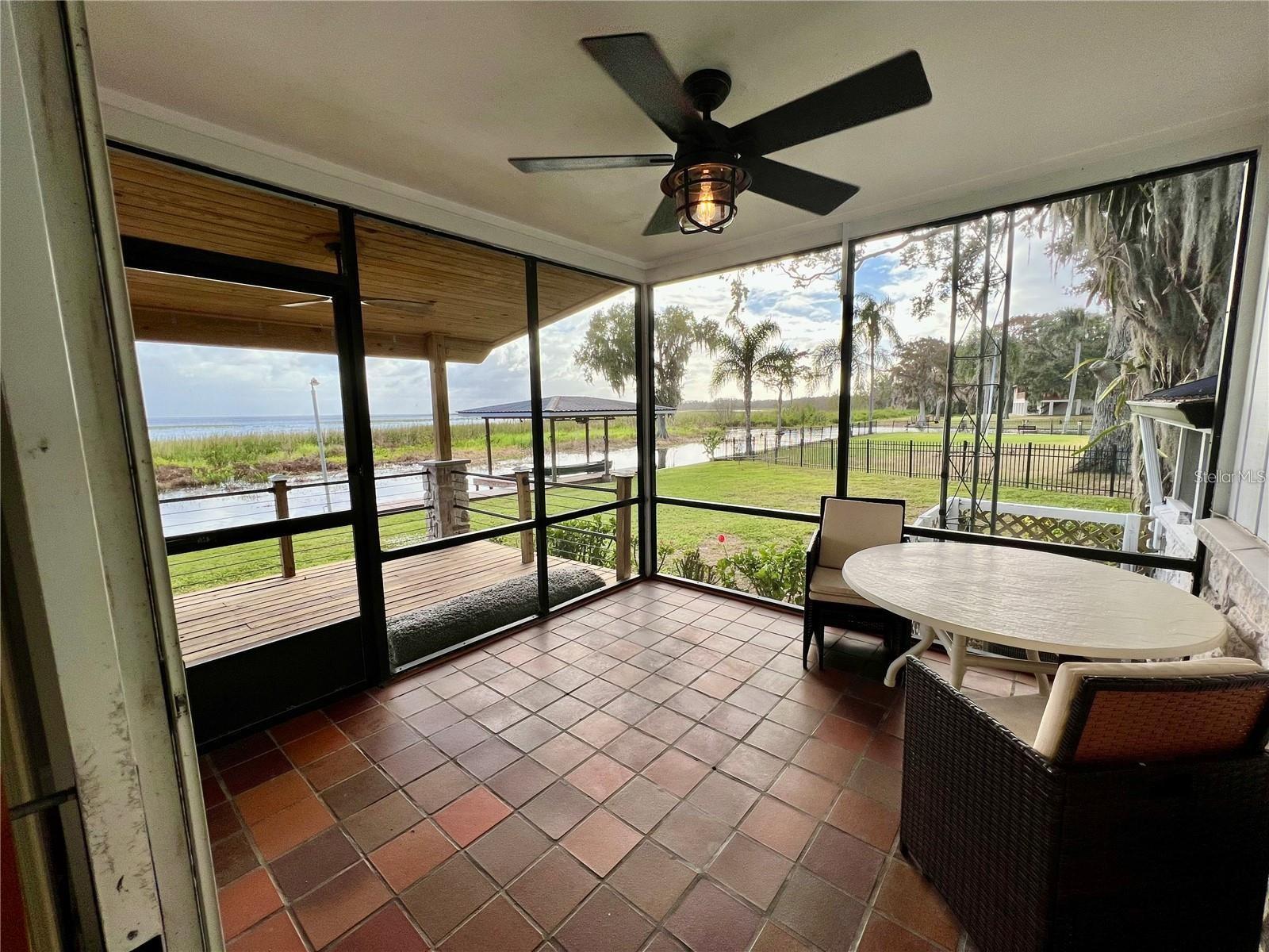 SEBRING PARK SUB - Residential Lease