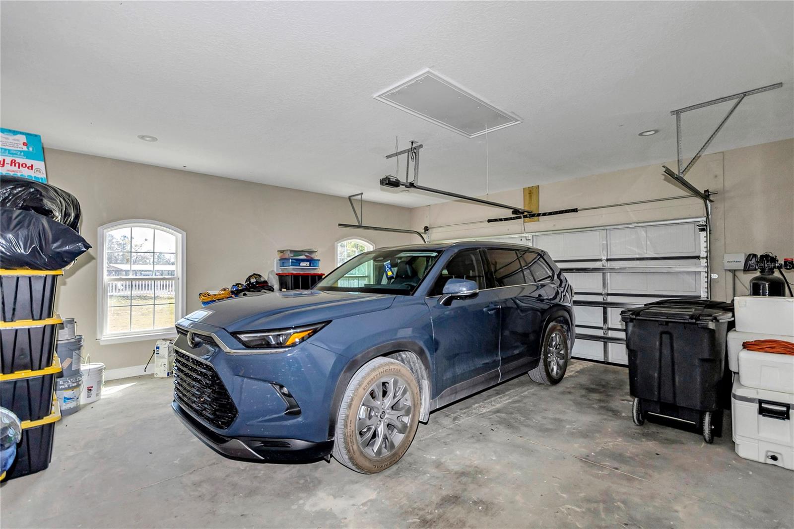 WILLISTON HLNDS - Residential