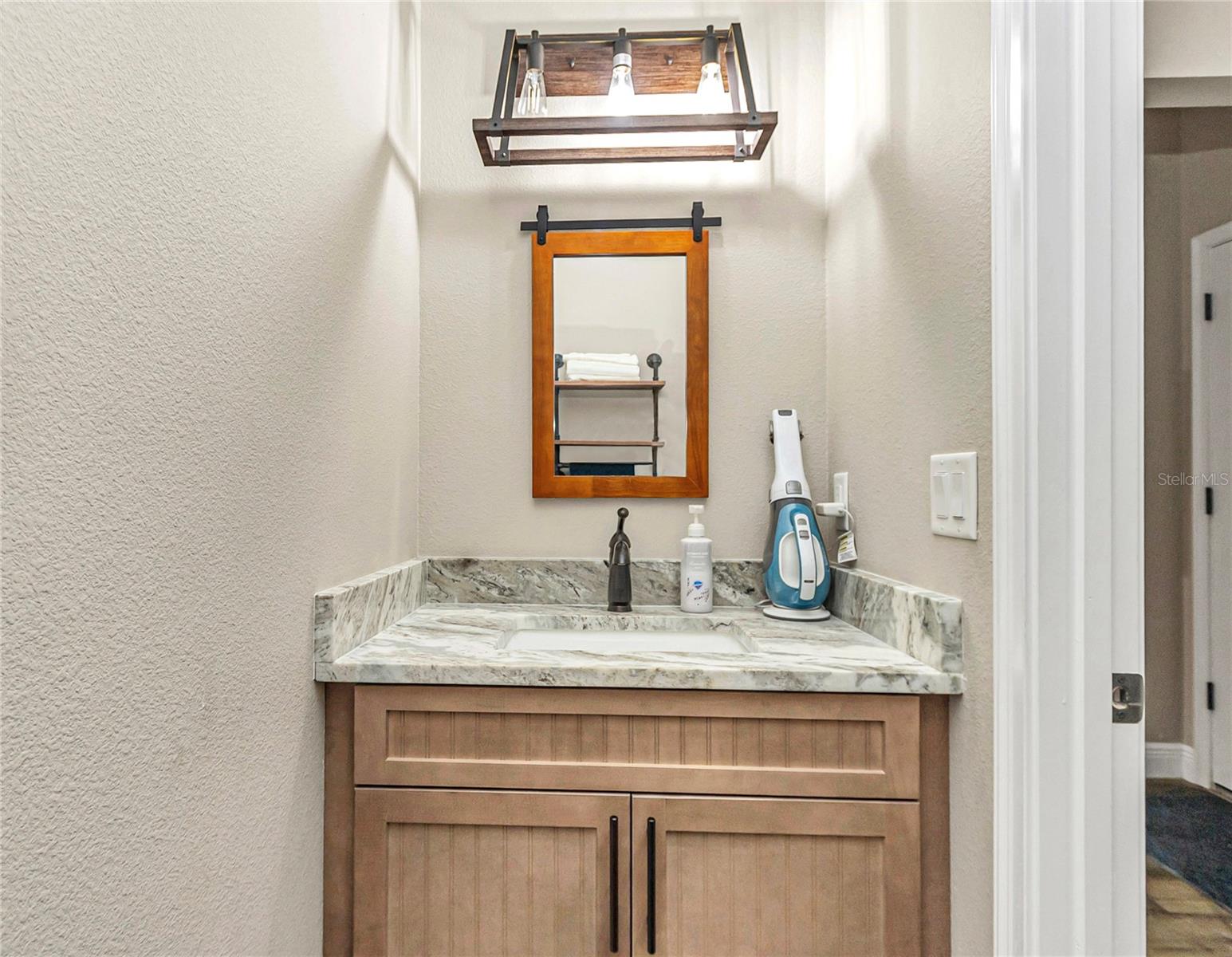 WILLISTON HLNDS - Residential