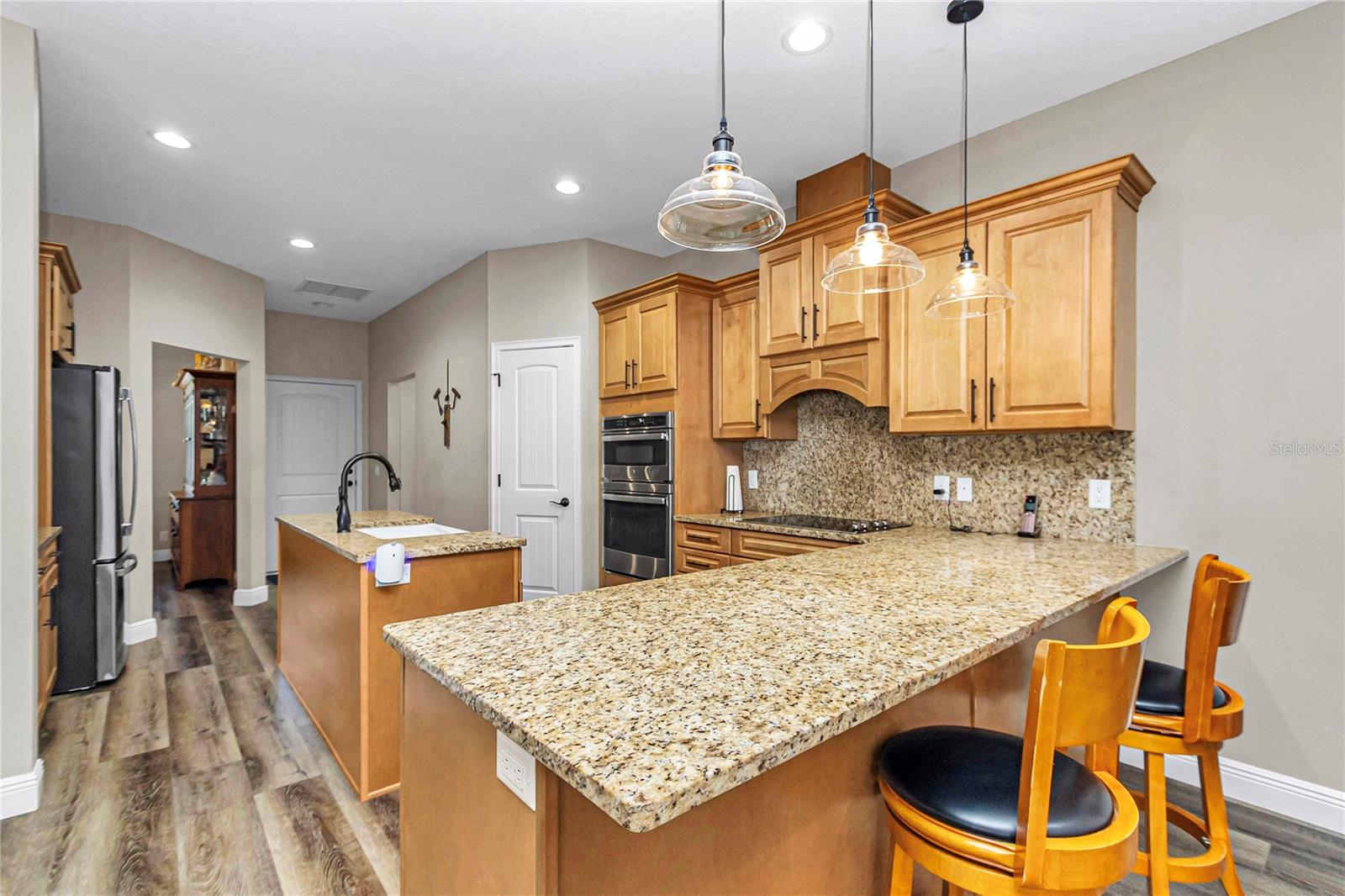 WILLISTON HLNDS - Residential