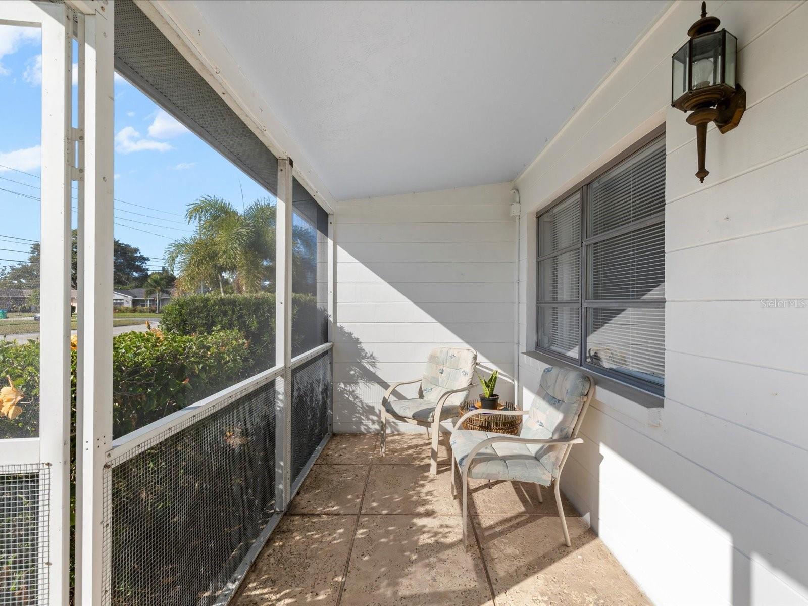 COUNTRY ESTATES - Residential