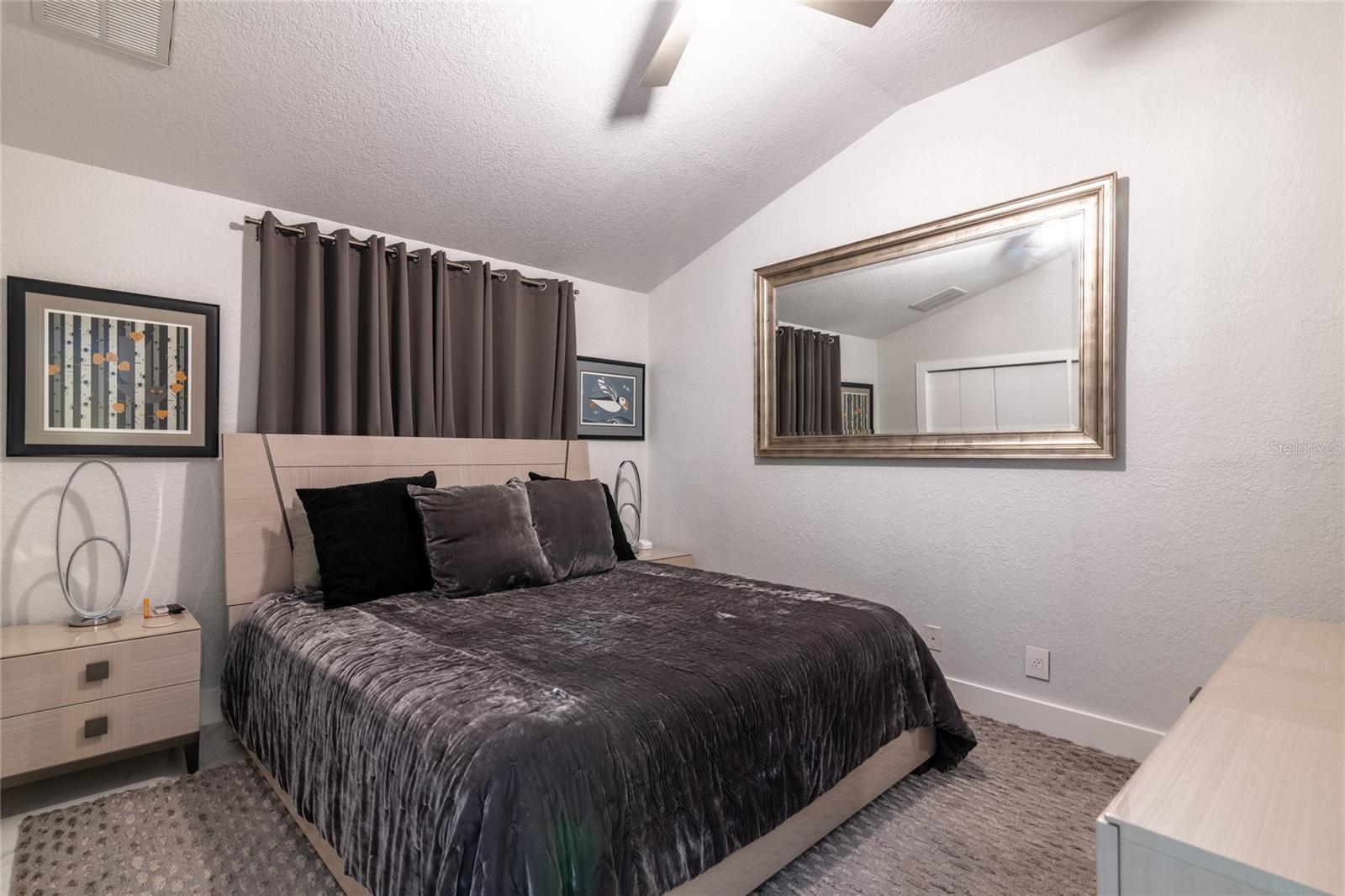 CALIENTE - Residential