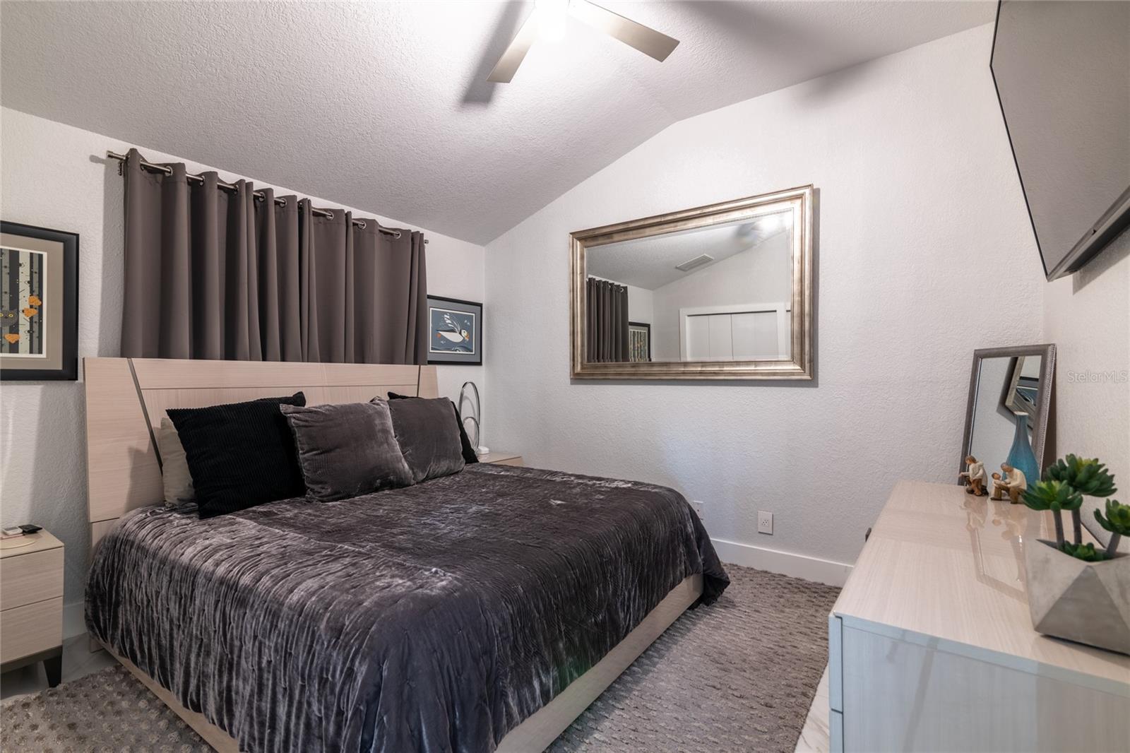 CALIENTE - Residential