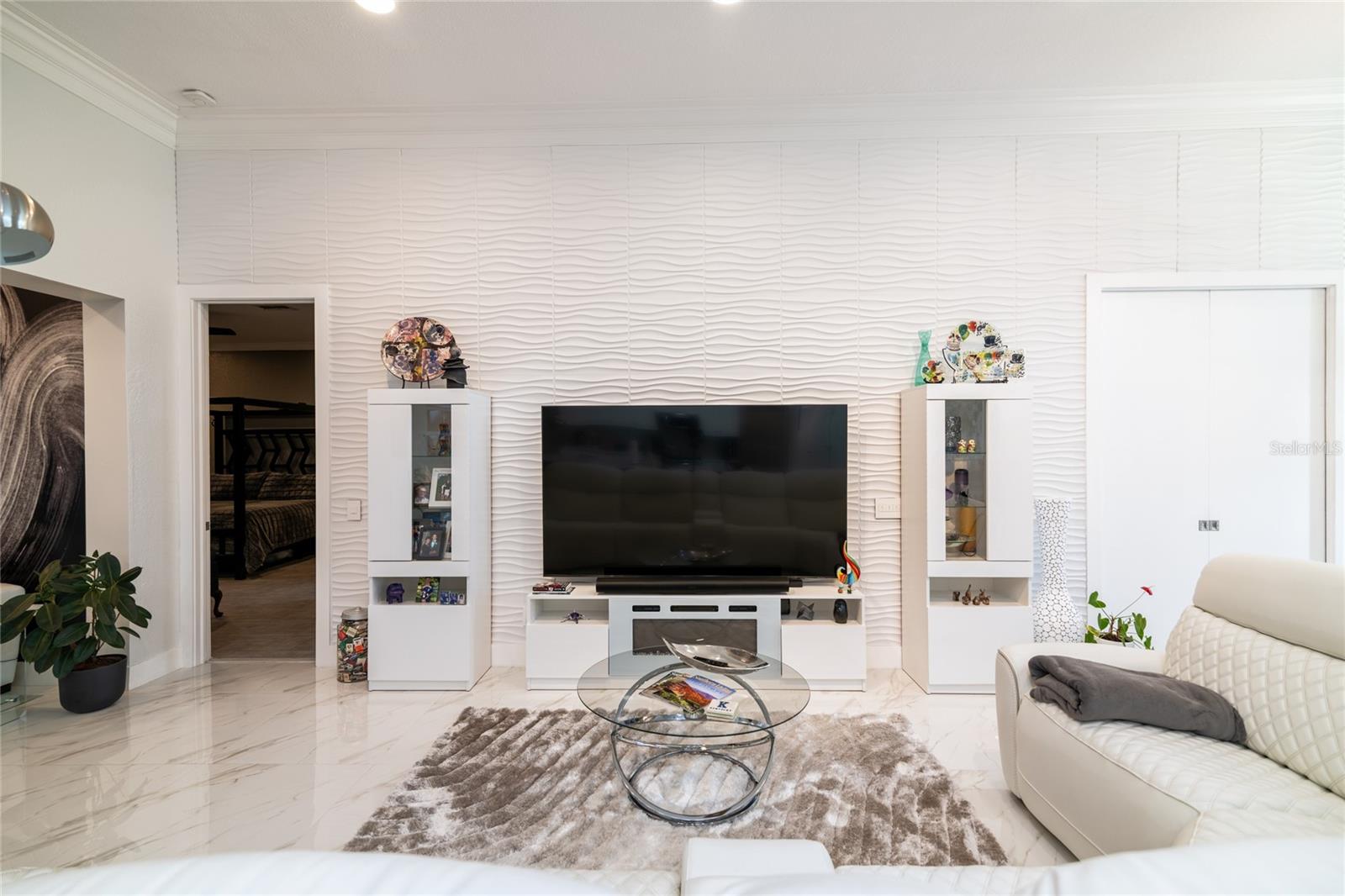 CALIENTE - Residential