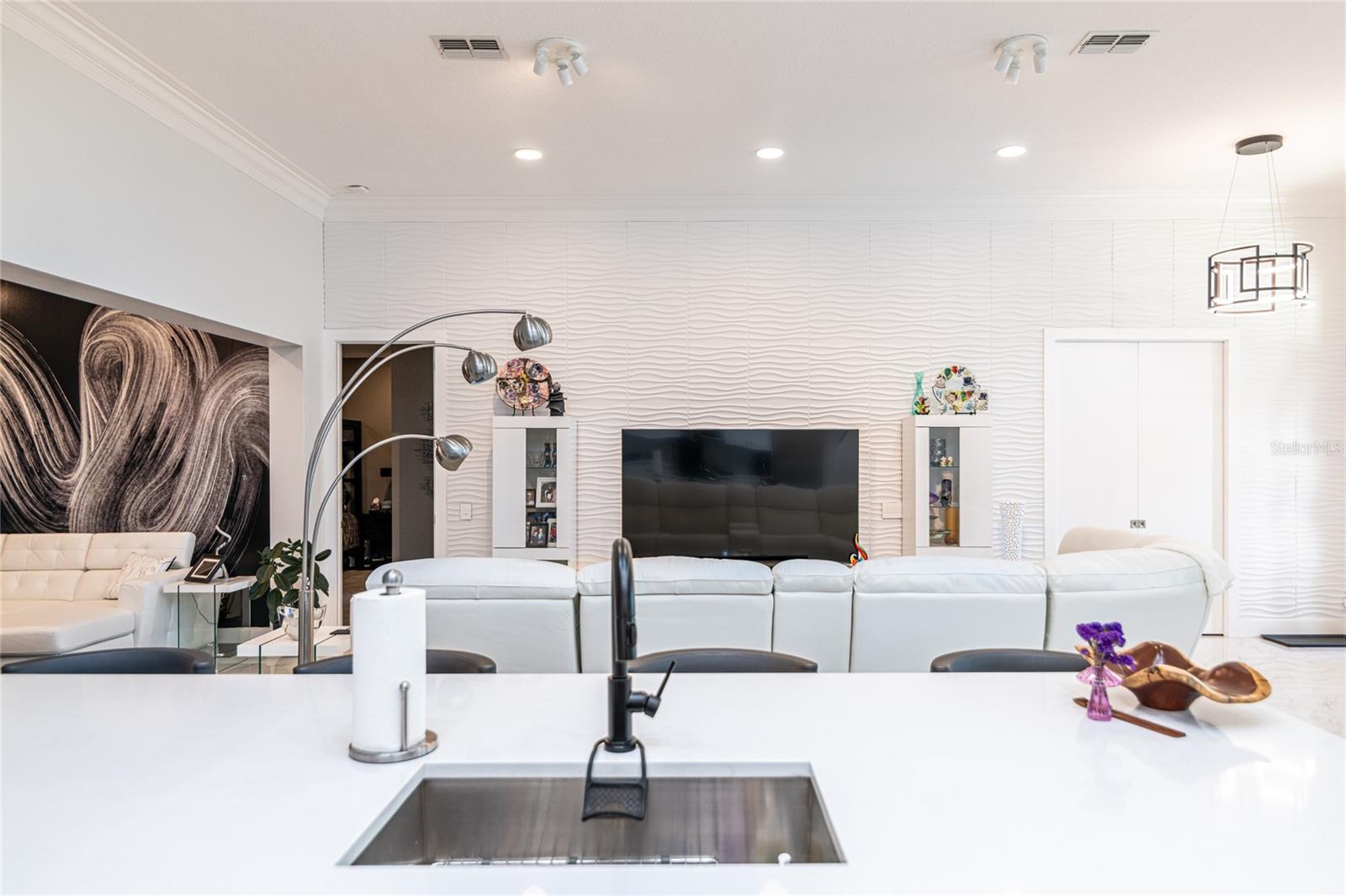 CALIENTE - Residential