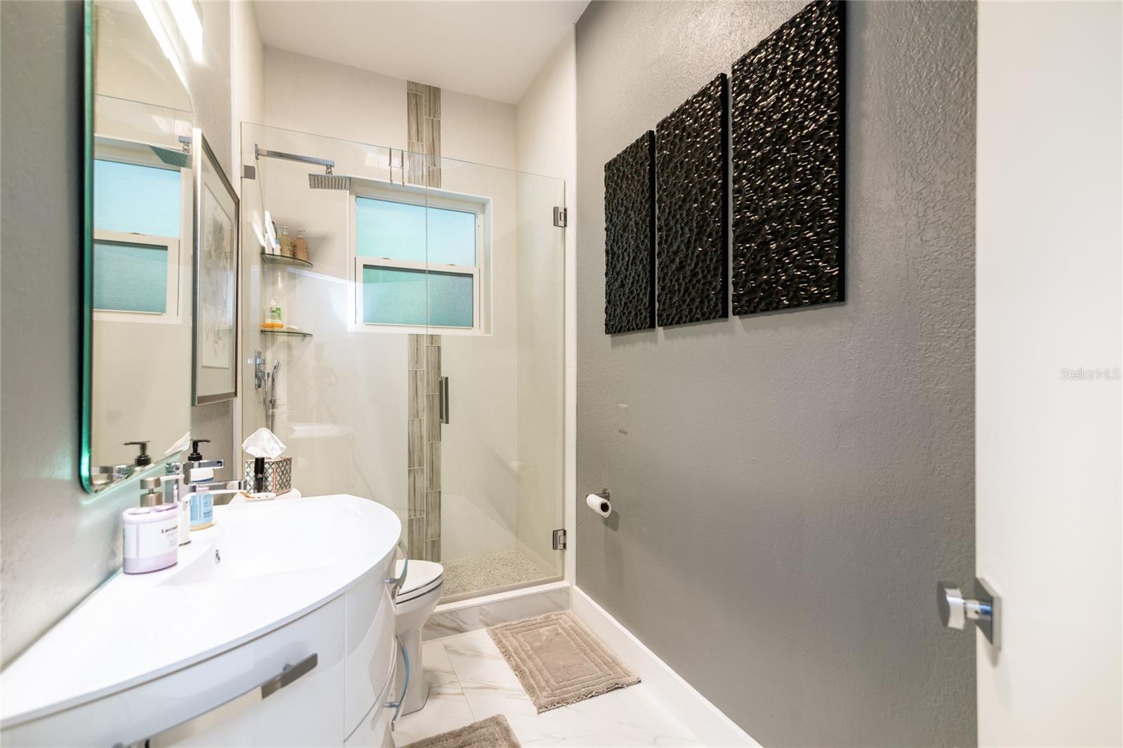 CALIENTE - Residential