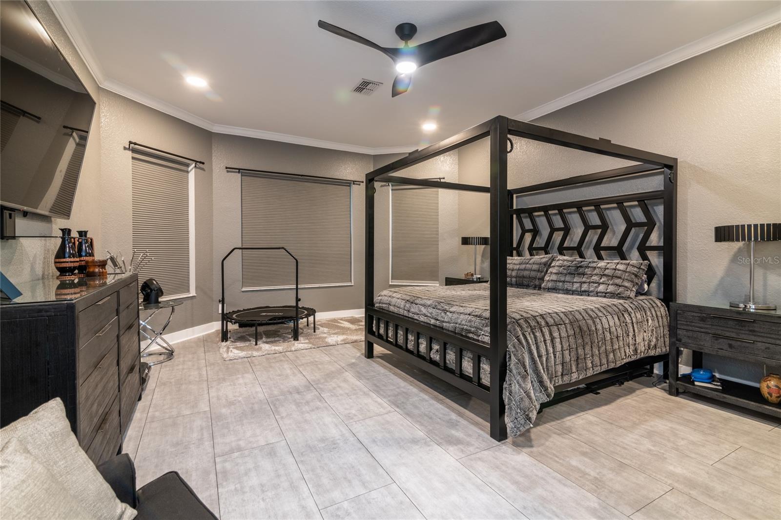 CALIENTE - Residential