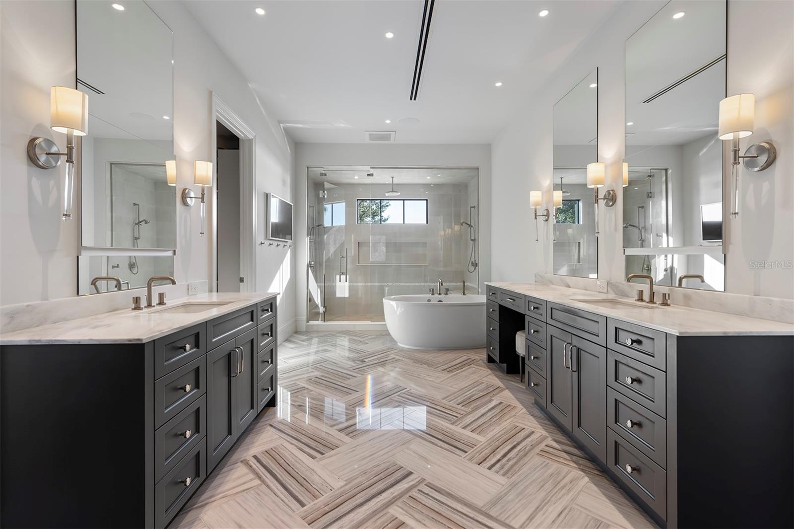 MERRITT PARK - Residential