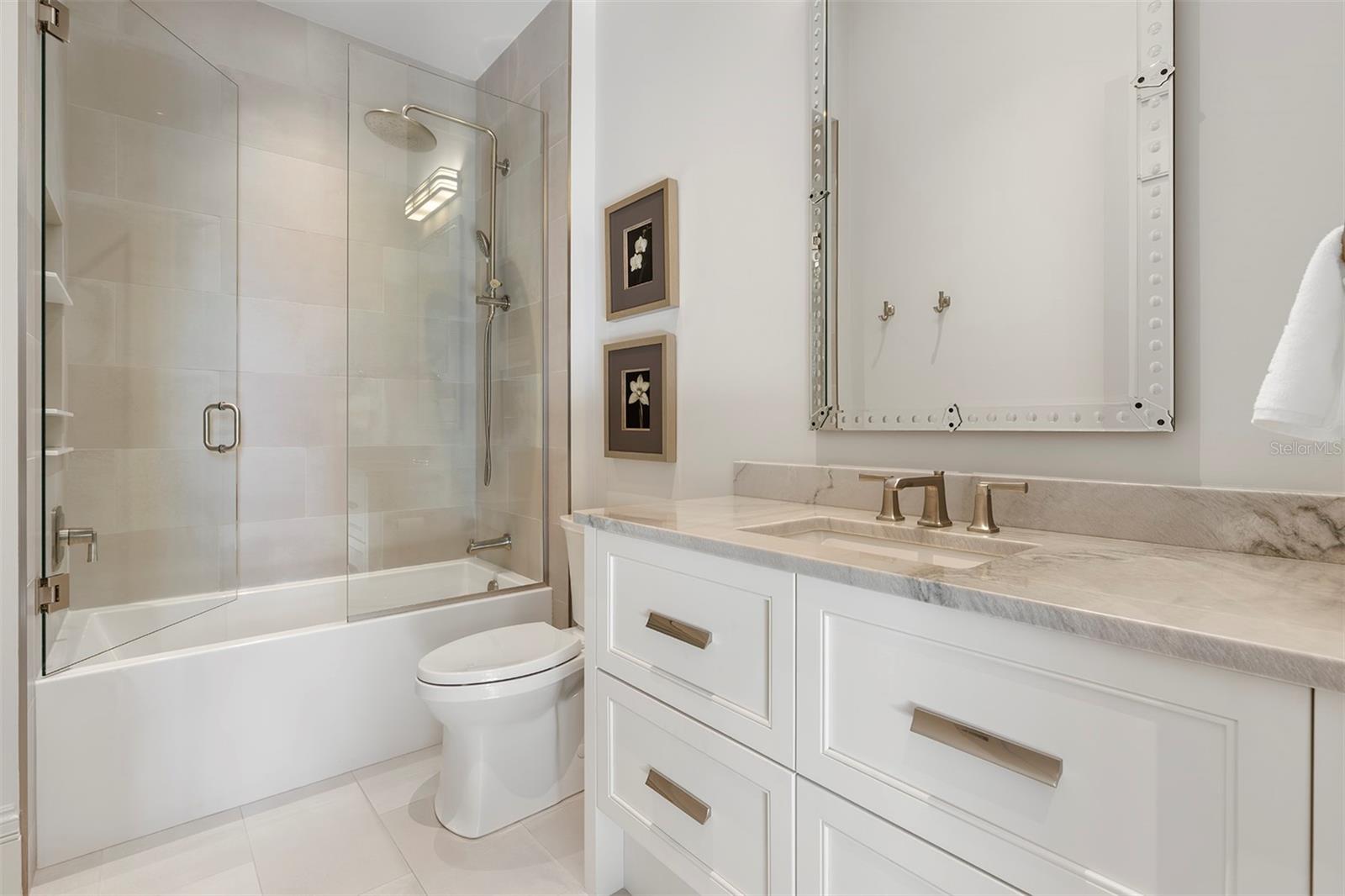 MERRITT PARK - Residential