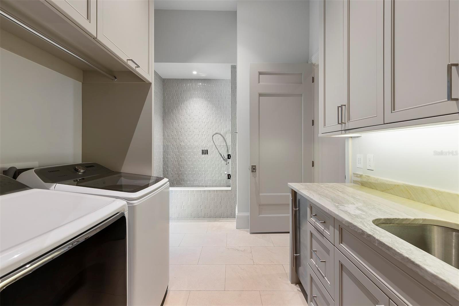 MERRITT PARK - Residential