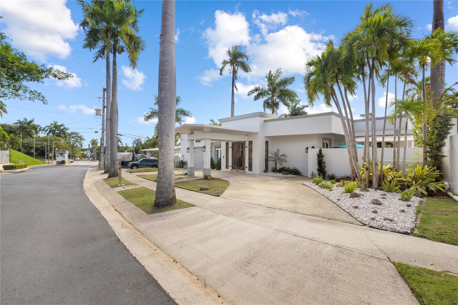 GARDEN HILLS NORTE - Residential
