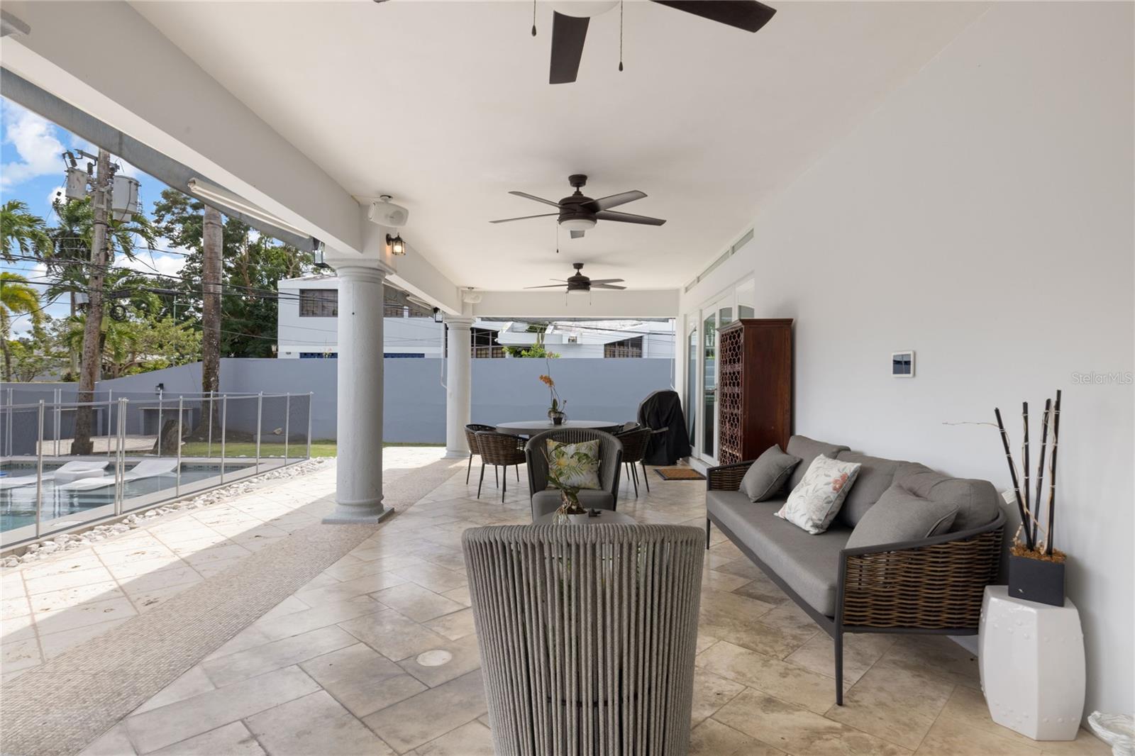 GARDEN HILLS NORTE - Residential