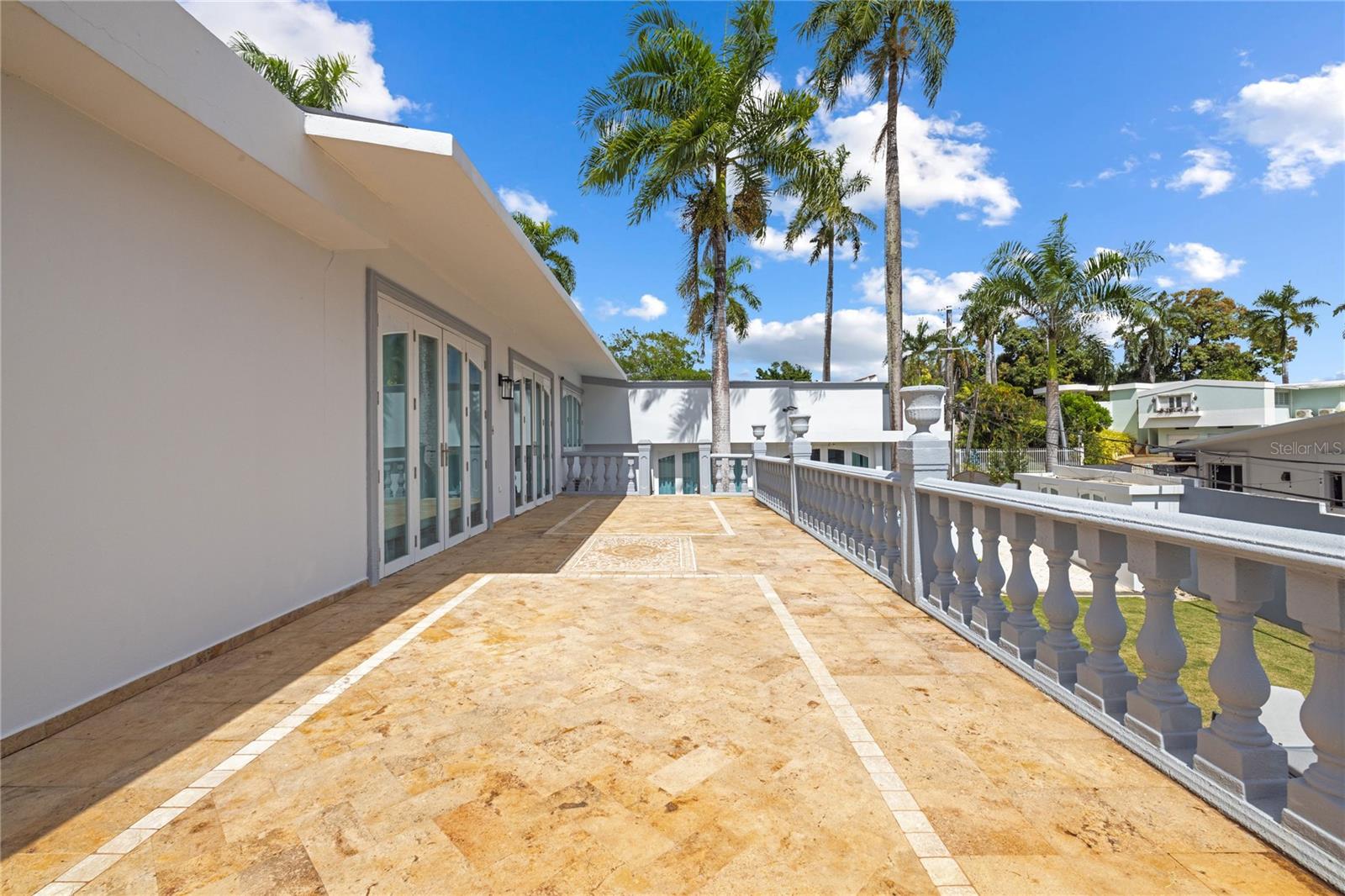 GARDEN HILLS NORTE - Residential
