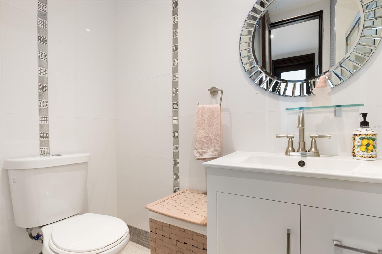 GARDEN HILLS NORTE - Residential