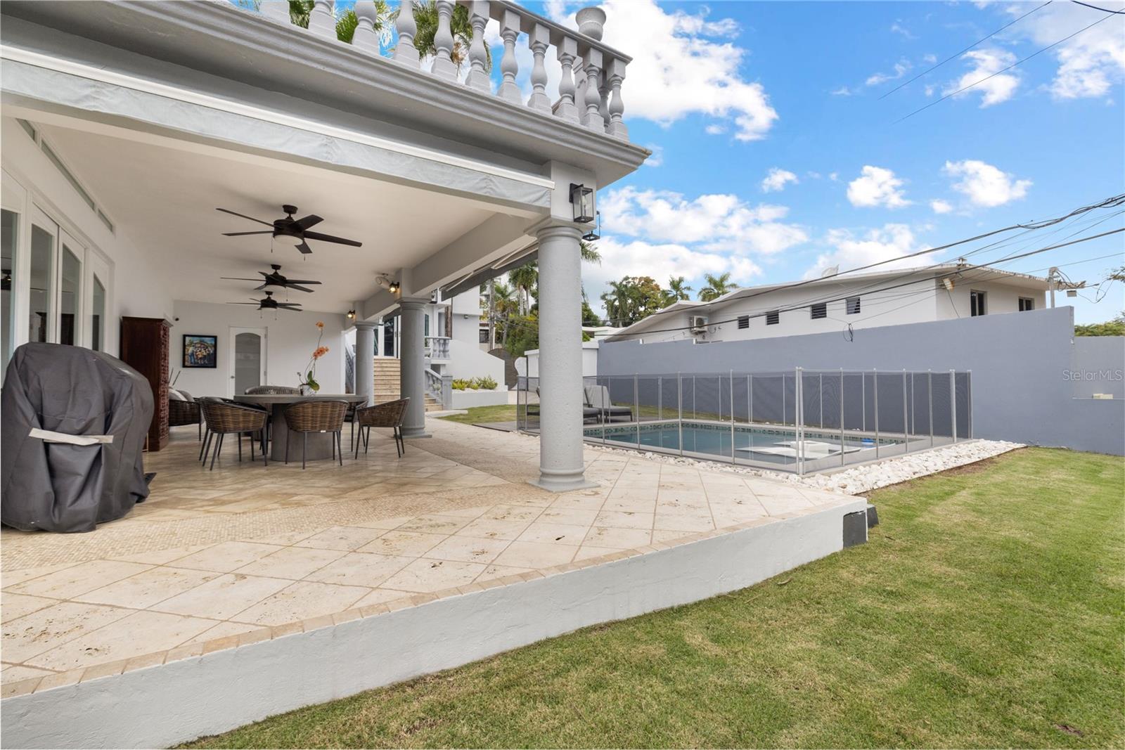 GARDEN HILLS NORTE - Residential