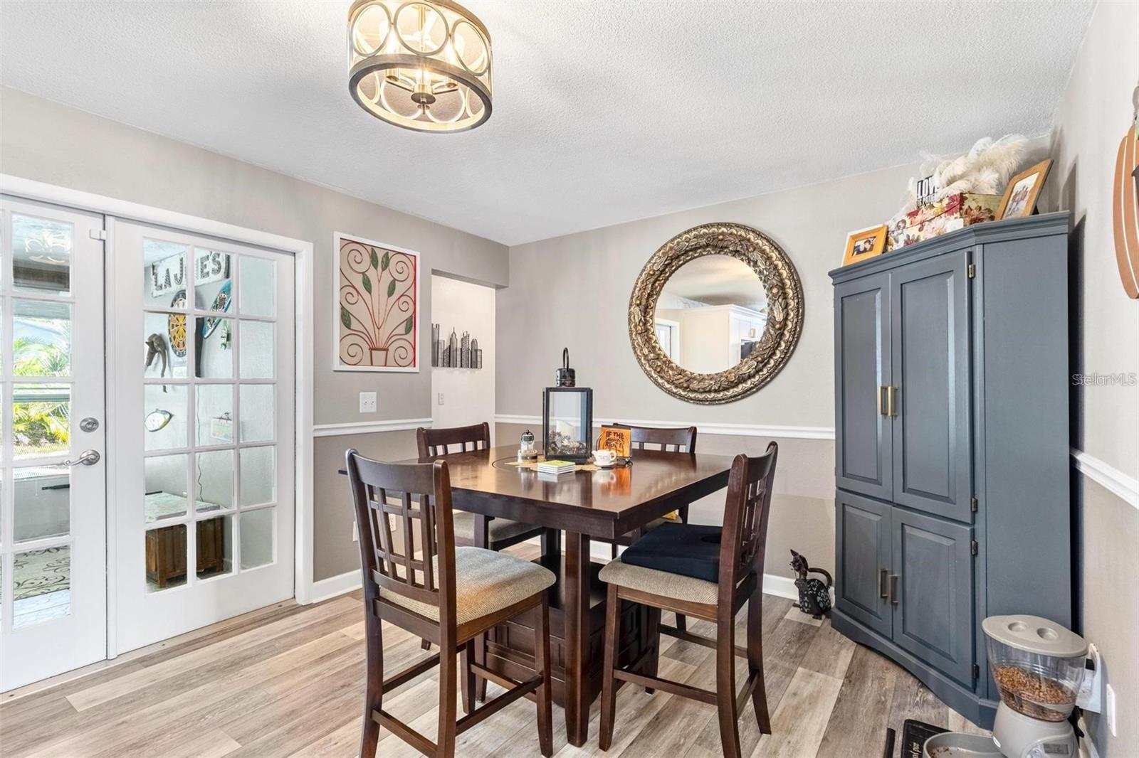 MIDWAY ACRES - Residential