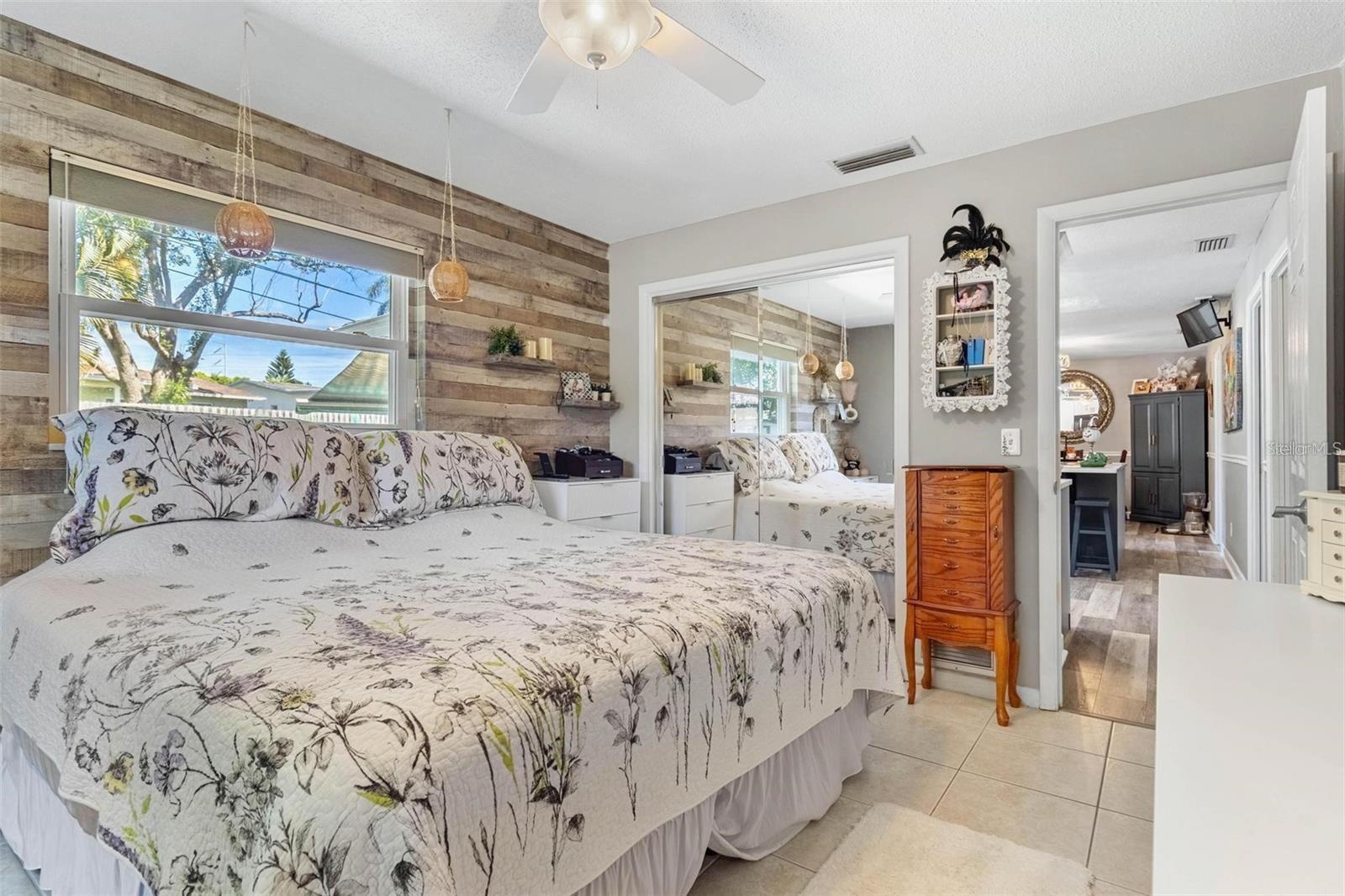 MIDWAY ACRES - Residential