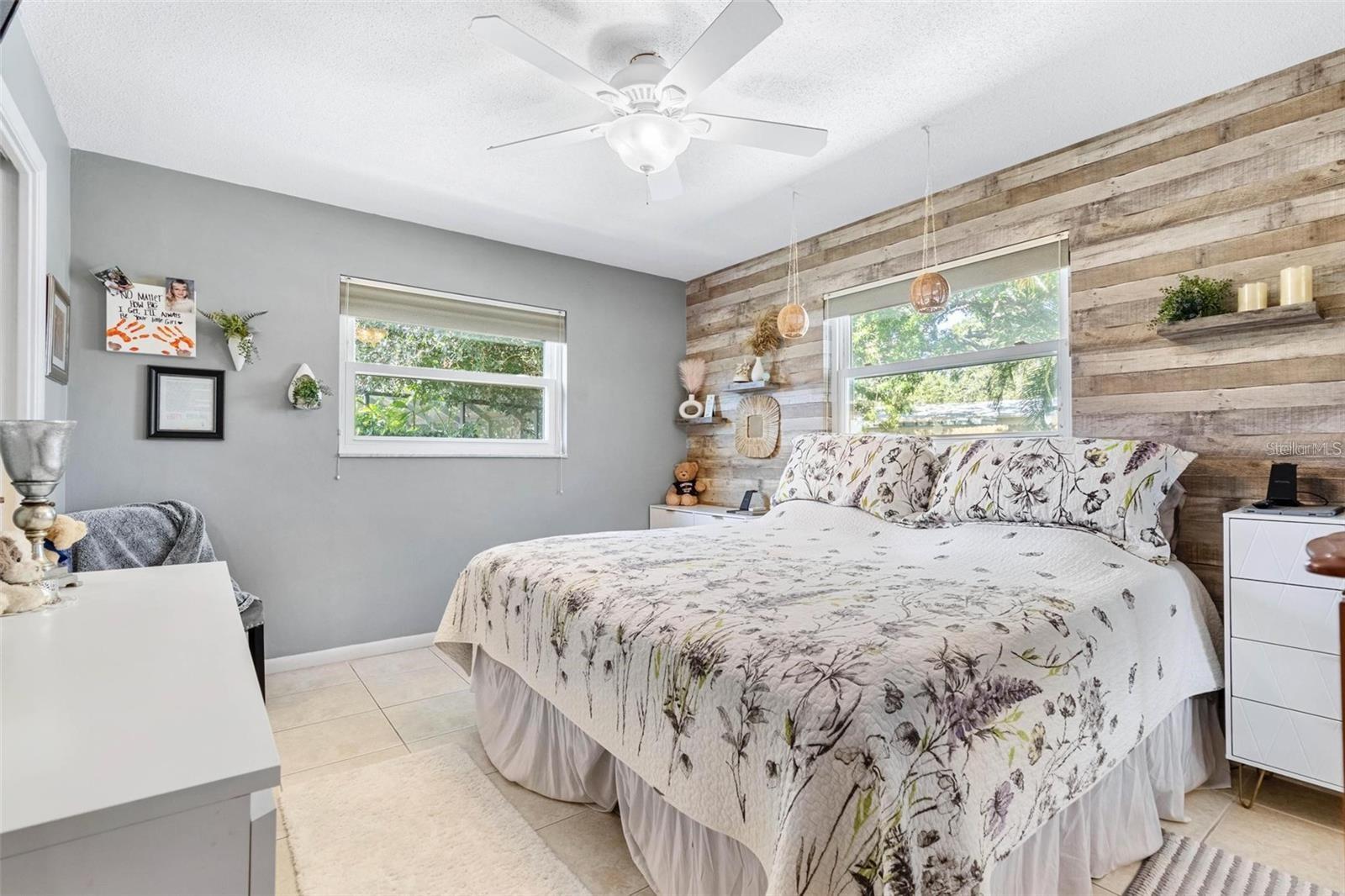 MIDWAY ACRES - Residential