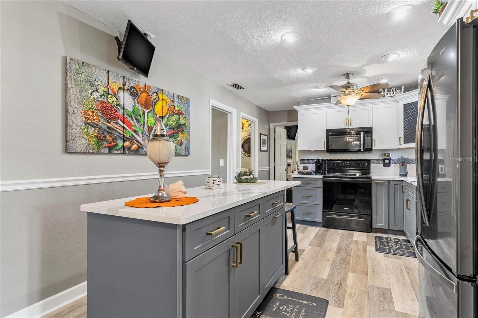 MIDWAY ACRES - Residential