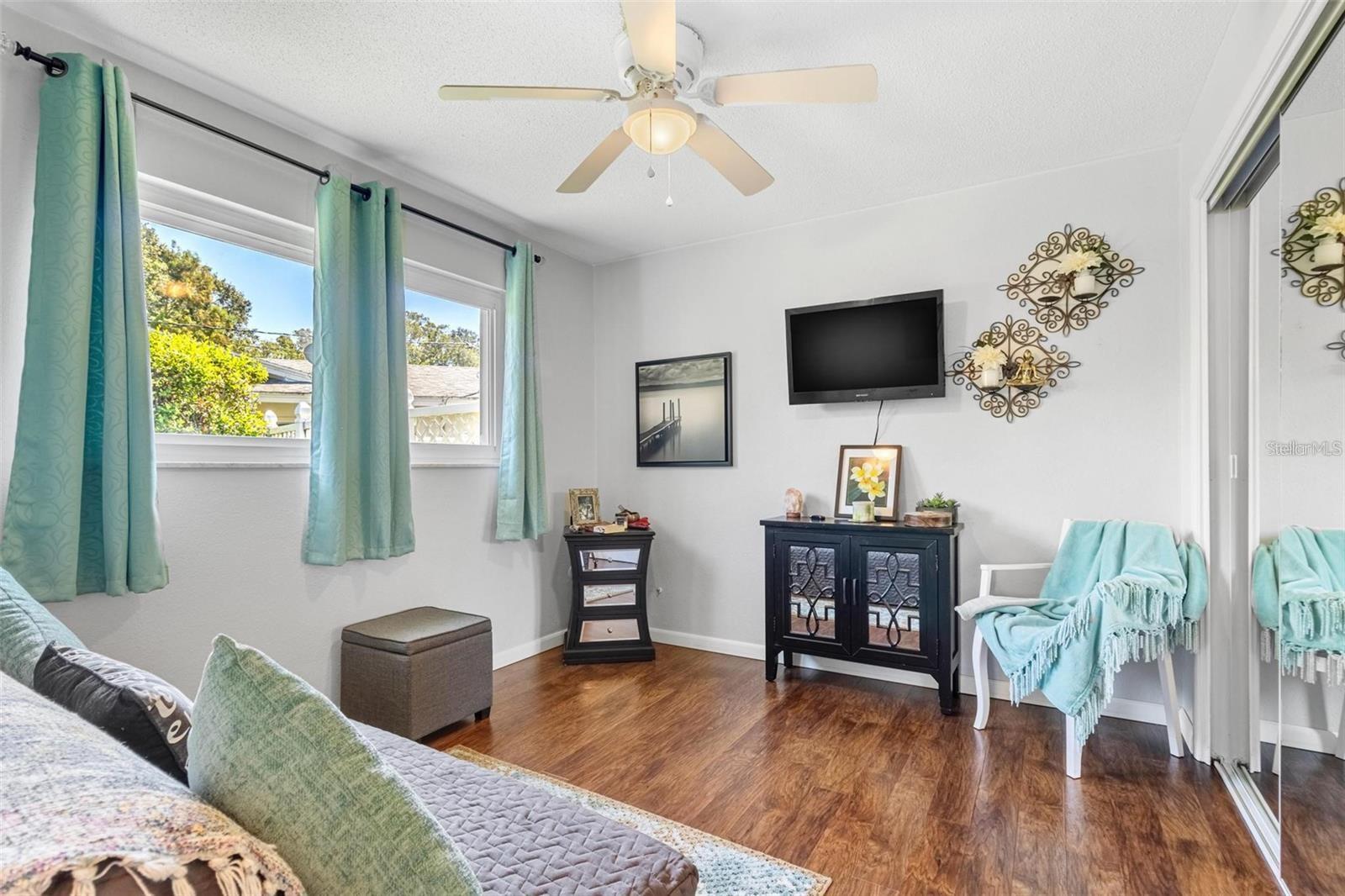 MIDWAY ACRES - Residential