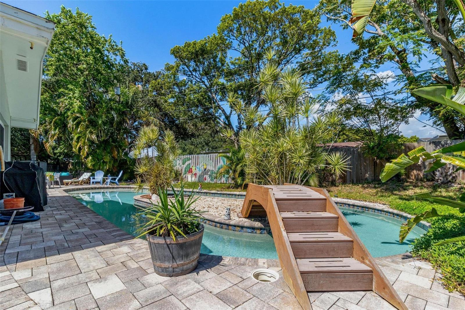 MIDWAY ACRES - Residential