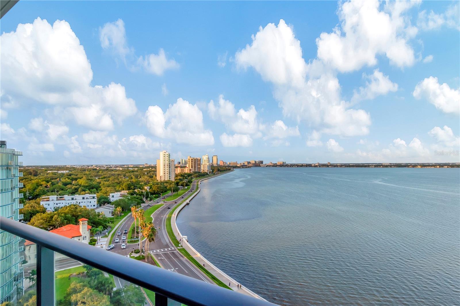 3105 BAY OAKS CONDO PCL #1203 - Residential