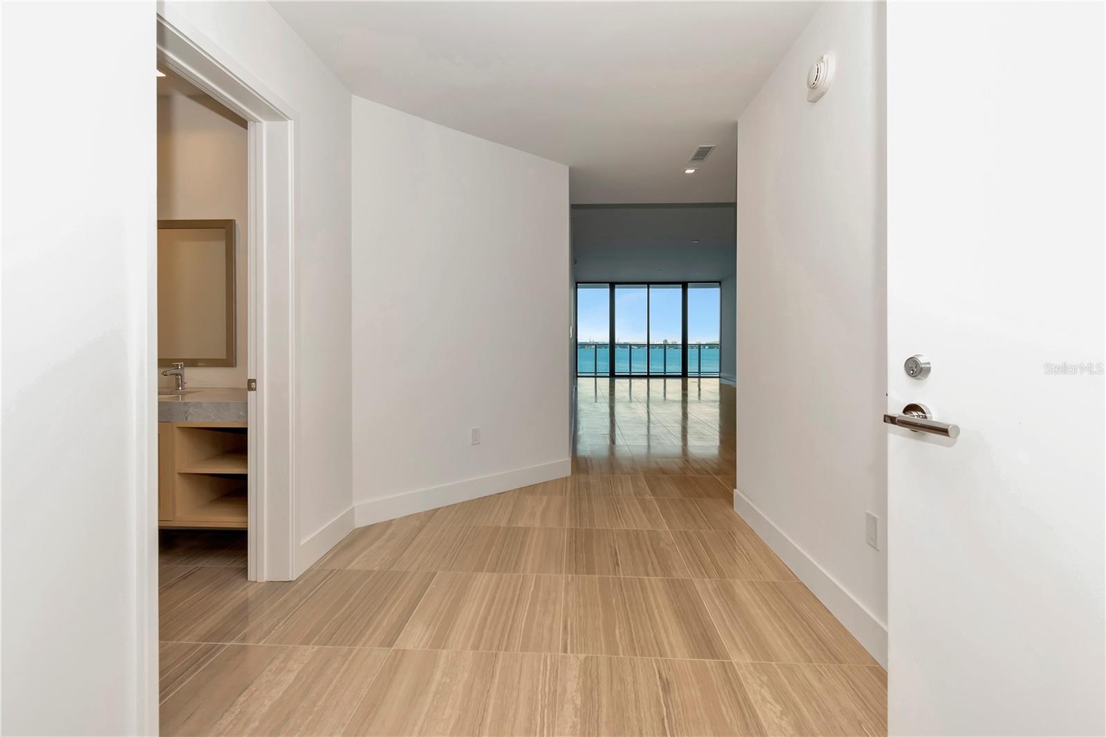 3105 BAY OAKS CONDO PCL #1203 - Residential