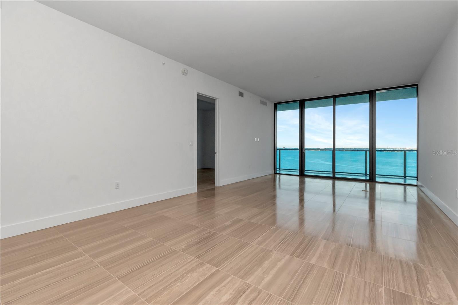 3105 BAY OAKS CONDO PCL #1203 - Residential