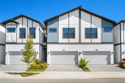 Photo of 10287 Ebb Tide Ln, Orlando, FL 32821 (MLS # O6393926)