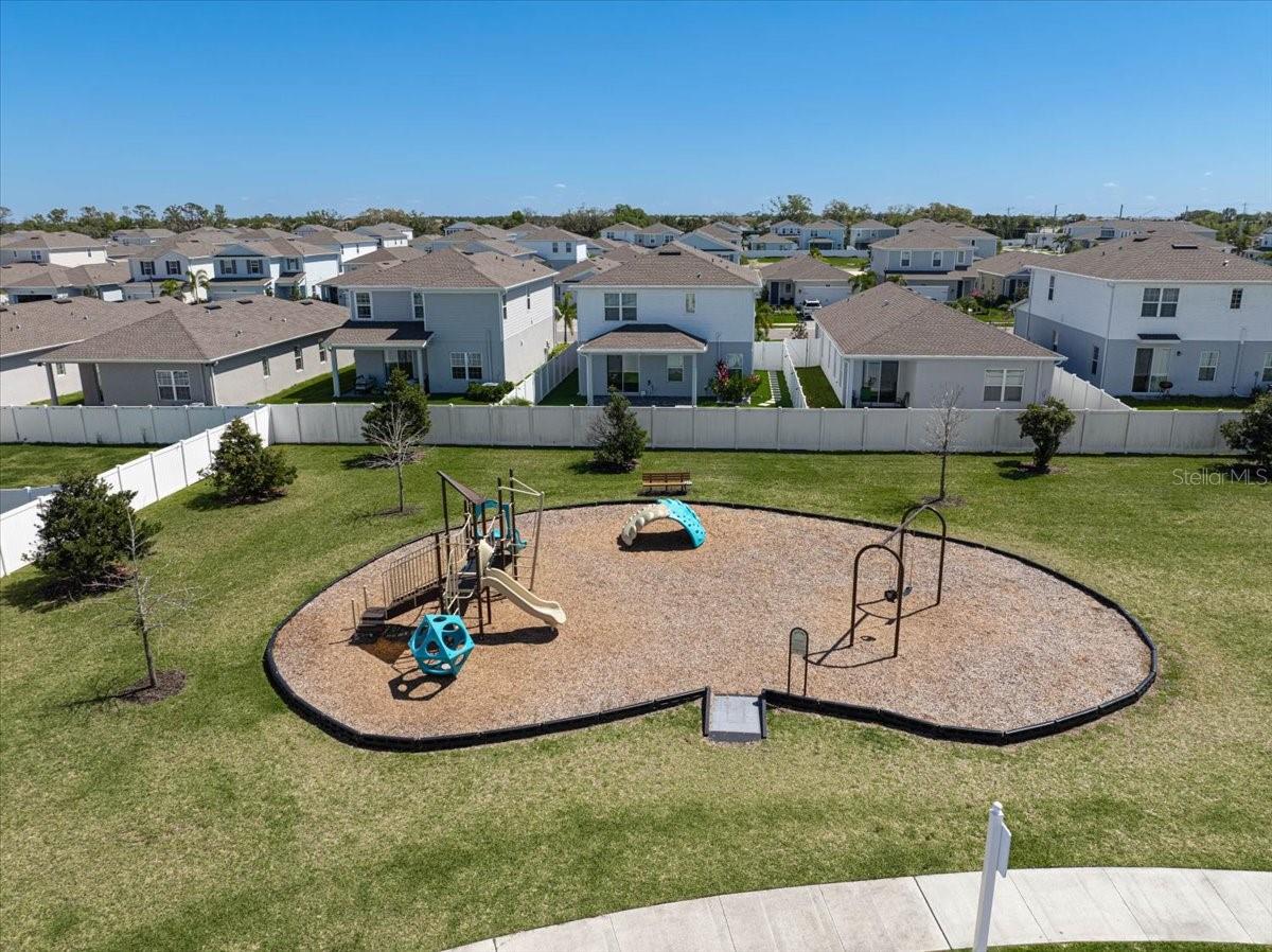 AVALON WOODS - Residential