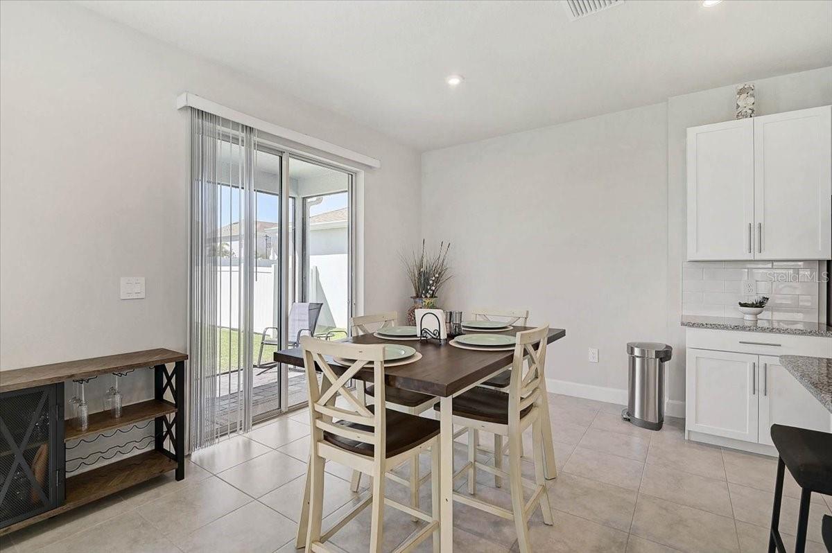 AVALON WOODS - Residential