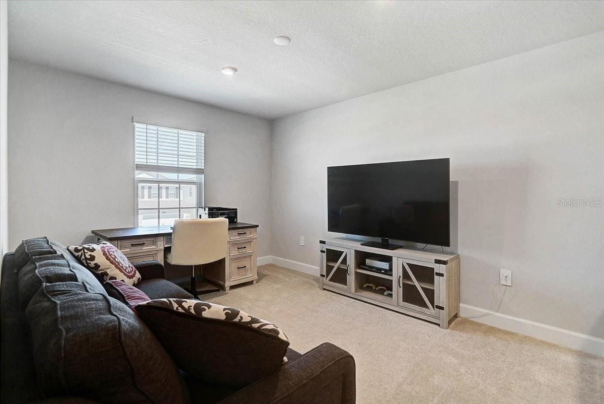 AVALON WOODS - Residential