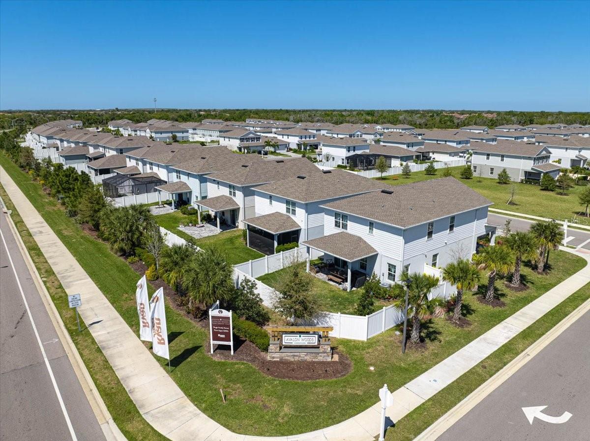 AVALON WOODS - Residential