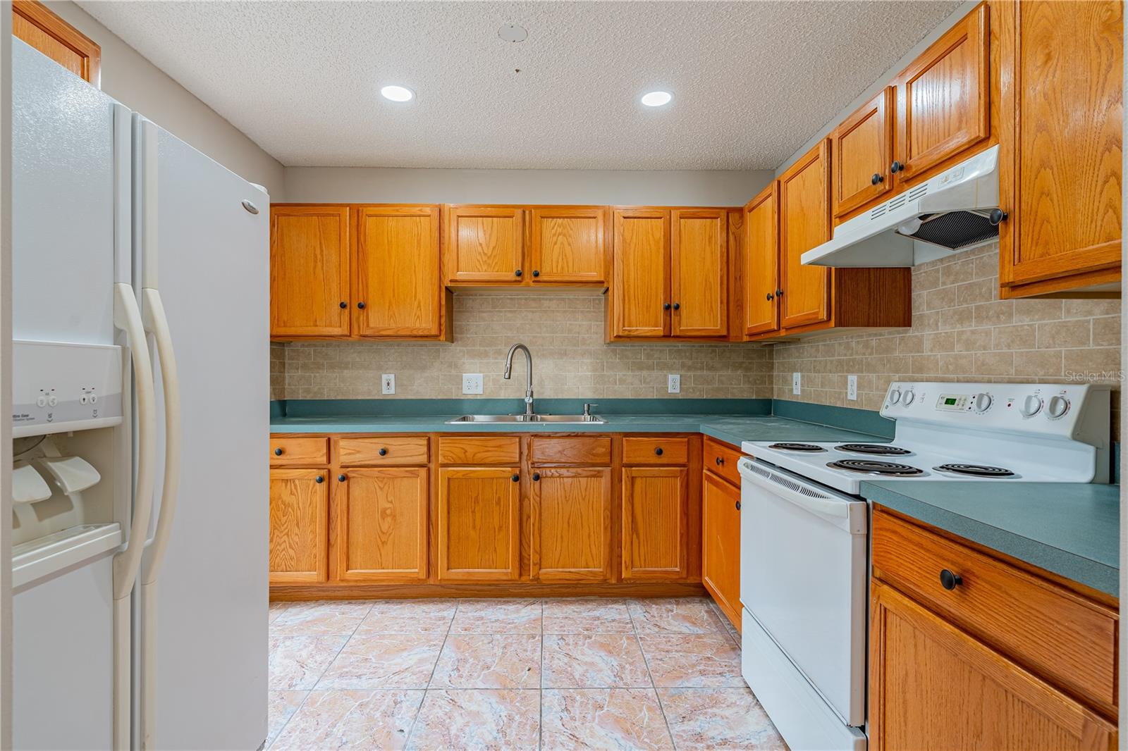 POINCIANA NBRHD 3 VILL 3 - Residential Income