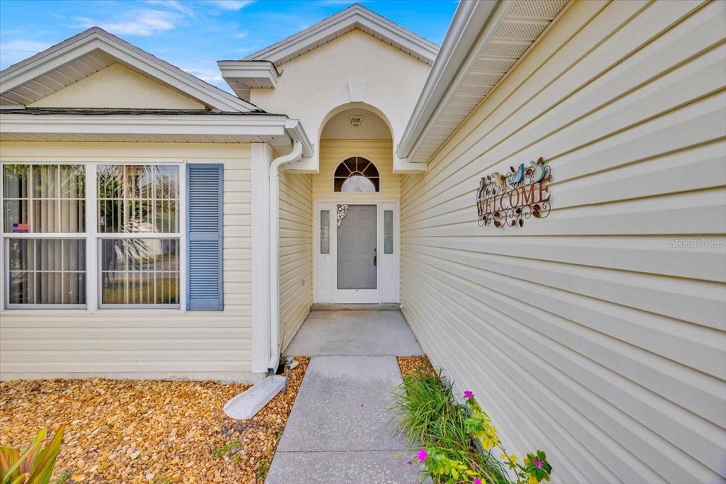 Photo of 528 Carrera Drive, The Villages, FL 32159 (MLS # G5105291)