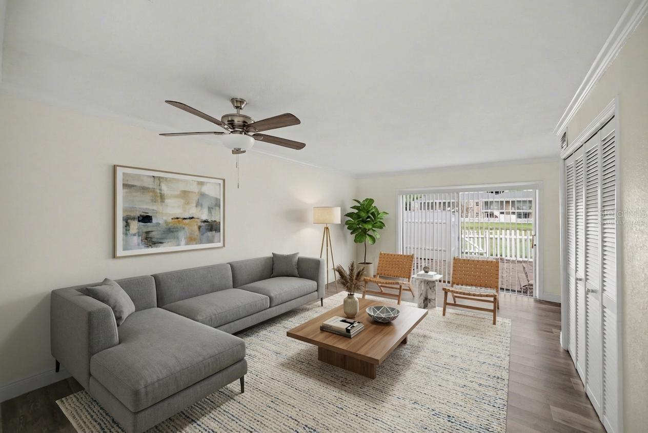 WHISPERING OAKS CONDOMINIUM - Residential