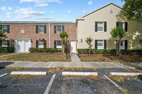 Photo of 13708 Orange Sunset Drive, Tampa, FL 33618 (MLS # TB8495786)