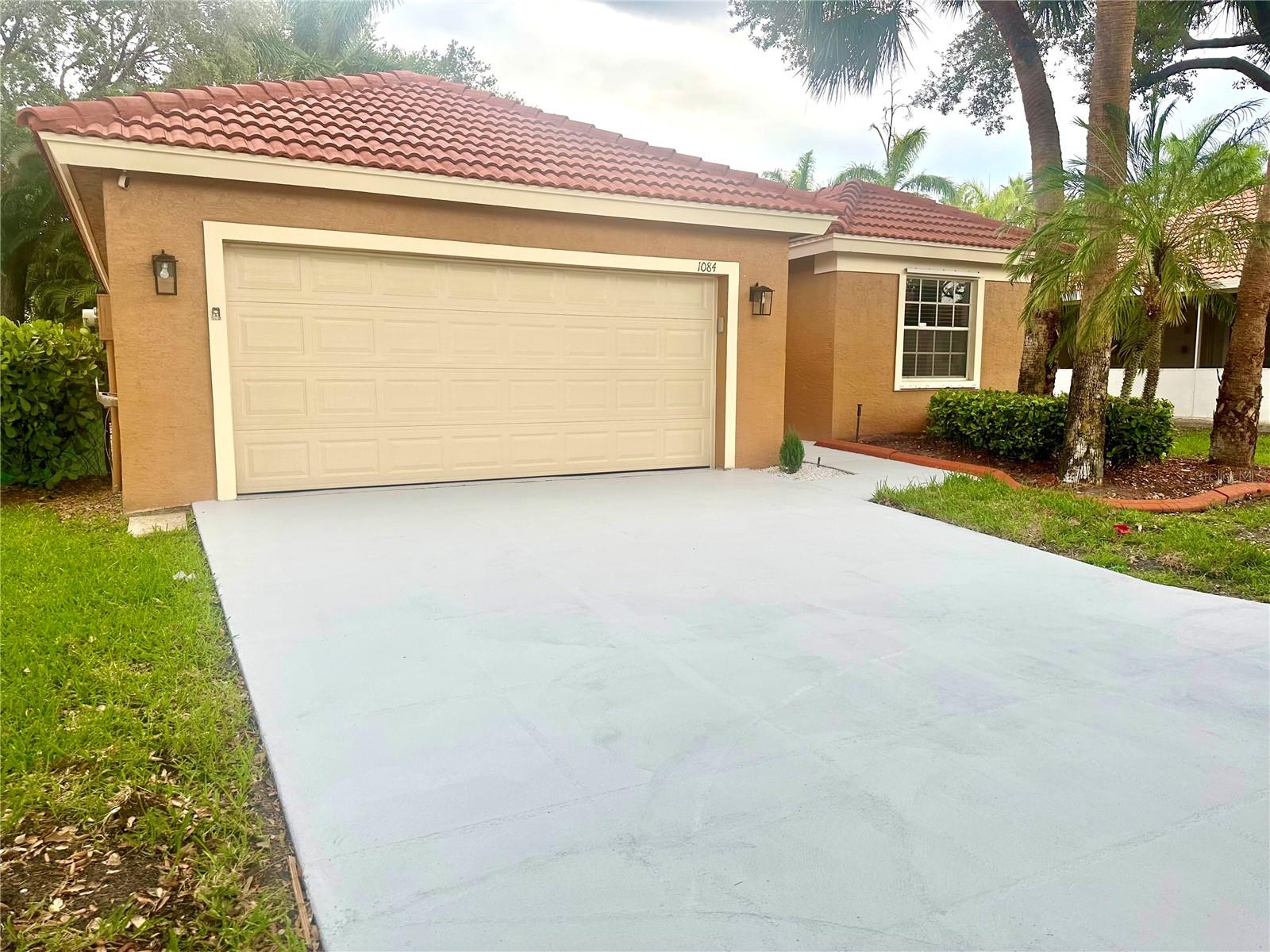1084 ASPRI WAY