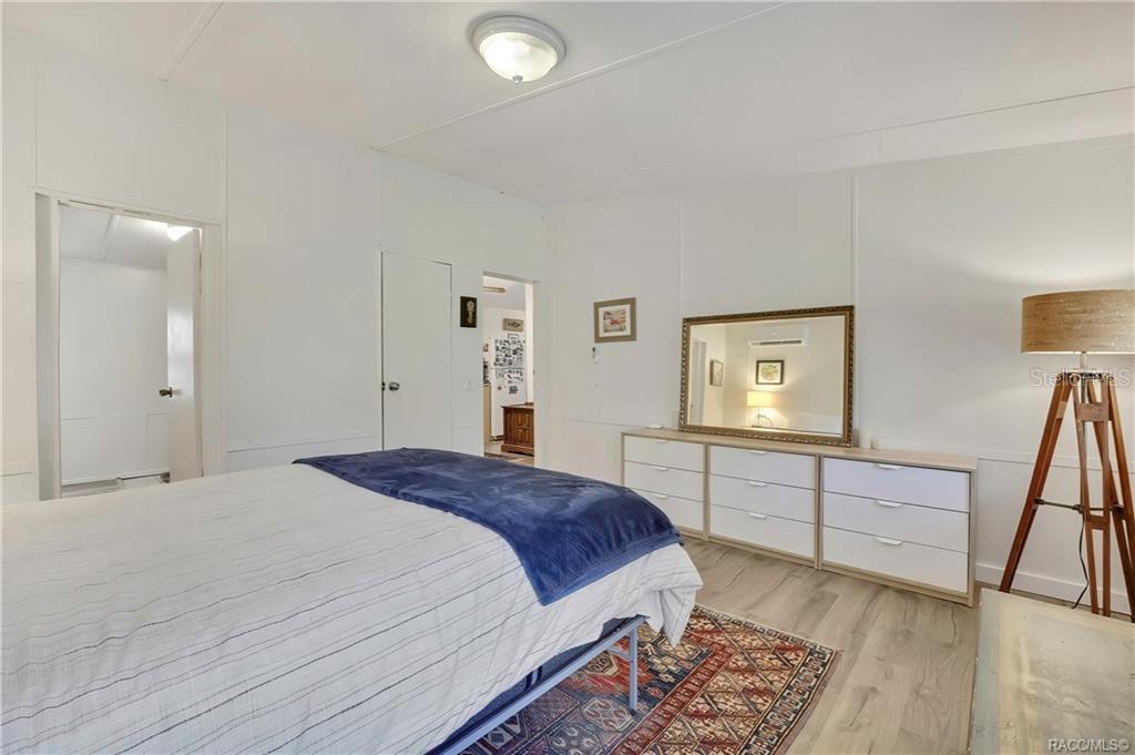 ISTACHATTA ACRES - Residential